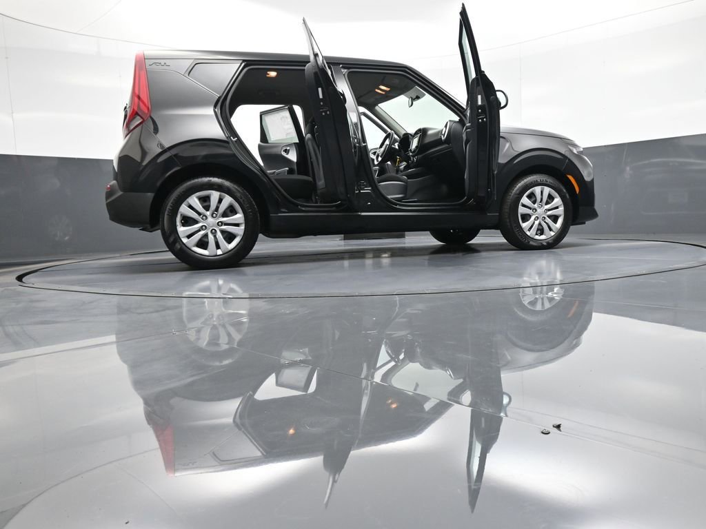 Certified 2021 Kia Soul LX FWD image 46
