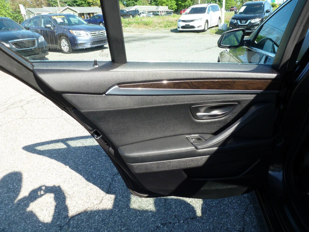 Used 2015 BMW 528i xDrive Sedan AWD/4WD image 36