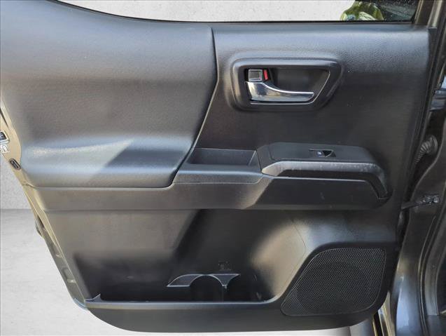 Used 2019 Toyota Tacoma TRD Sport w/ Technology Package RWD image 10