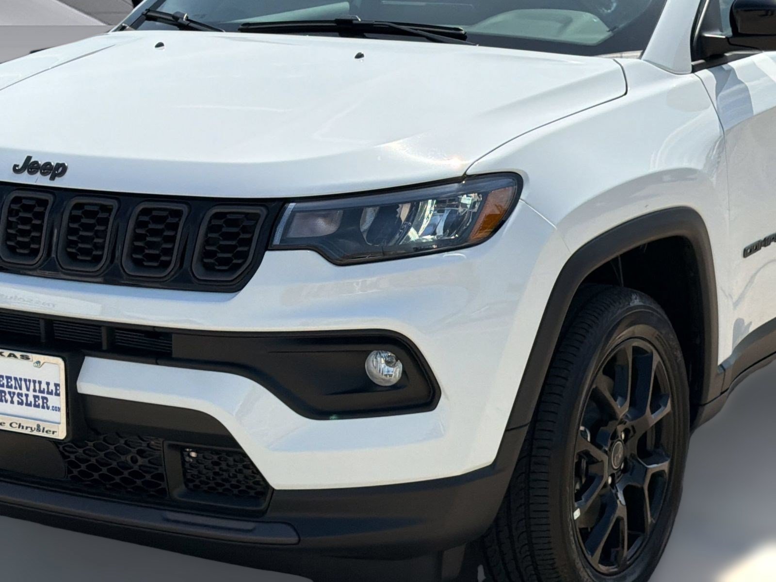 New 2026 Jeep Compass Latitude AWD/4WD image 11