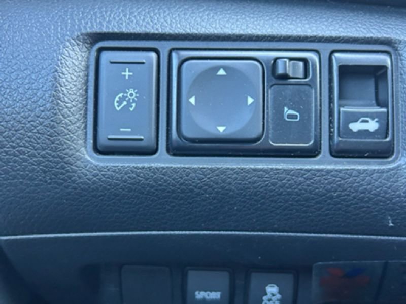 Used 2019 Nissan Sentra NISMO image 24