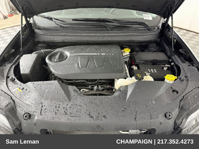 Used 2021 Jeep Cherokee Trailhawk AWD/4WD image 28