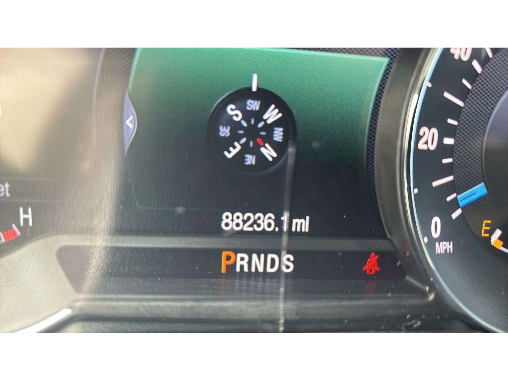 Used 2016 Ford Explorer Platinum AWD/4WD image 18