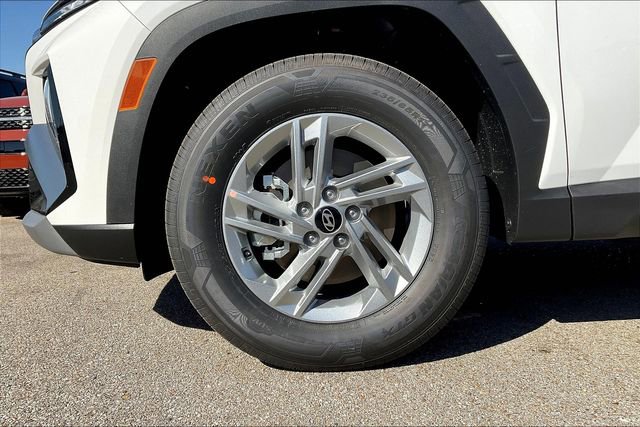 New 2025 Hyundai Tucson SE image 12
