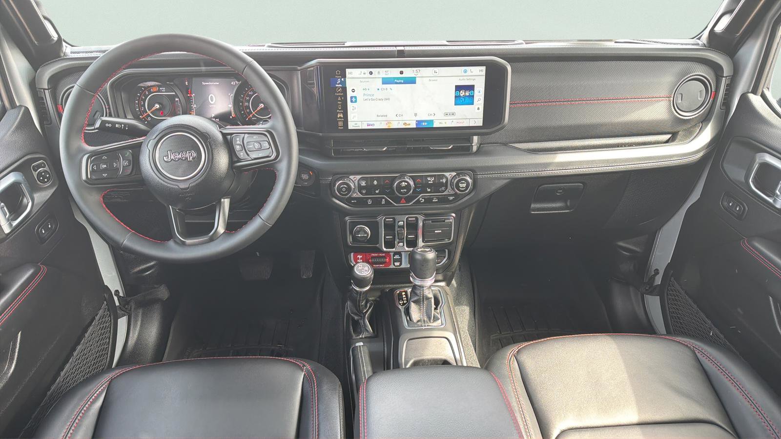 Used 2024 Jeep Wrangler Unlimited Rubicon image 13