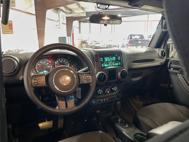 Used 2017 Jeep Wrangler Unlimited Sport image 17