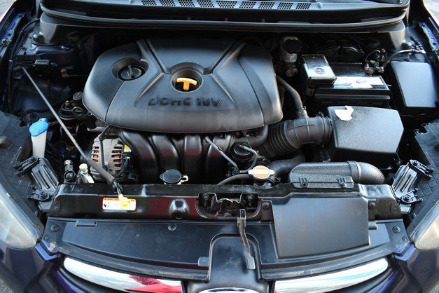 Used 2013 Hyundai Elantra GLS image 29