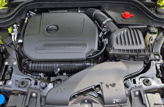 Used 2023 MINI Cooper S w/ Signature Upholstery Package image 22