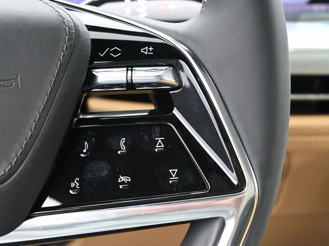 New 2025 Cadillac Escalade IQ Luxury 2 image 29