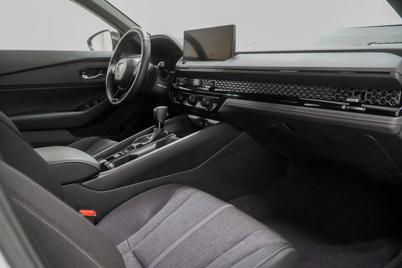 Used 2025 Honda Accord Sport image 34