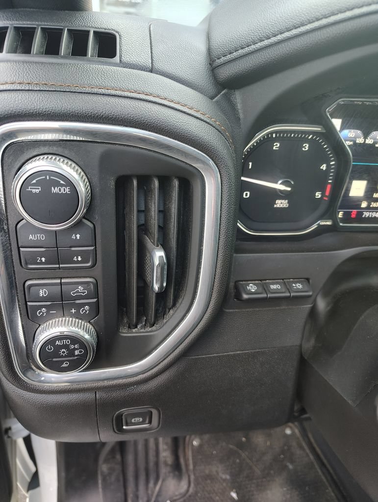Used 2023 GMC Sierra 2500 AT4 w/ AT4 Premium Plus Package AWD/4WD image 14