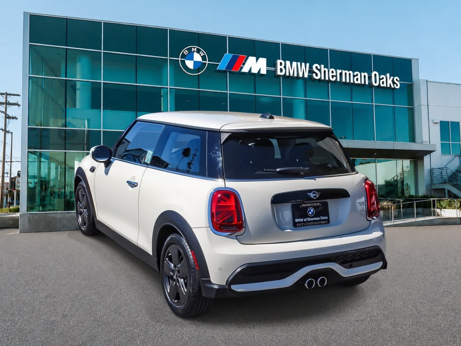 Used 2022 MINI Cooper S FWD image 6