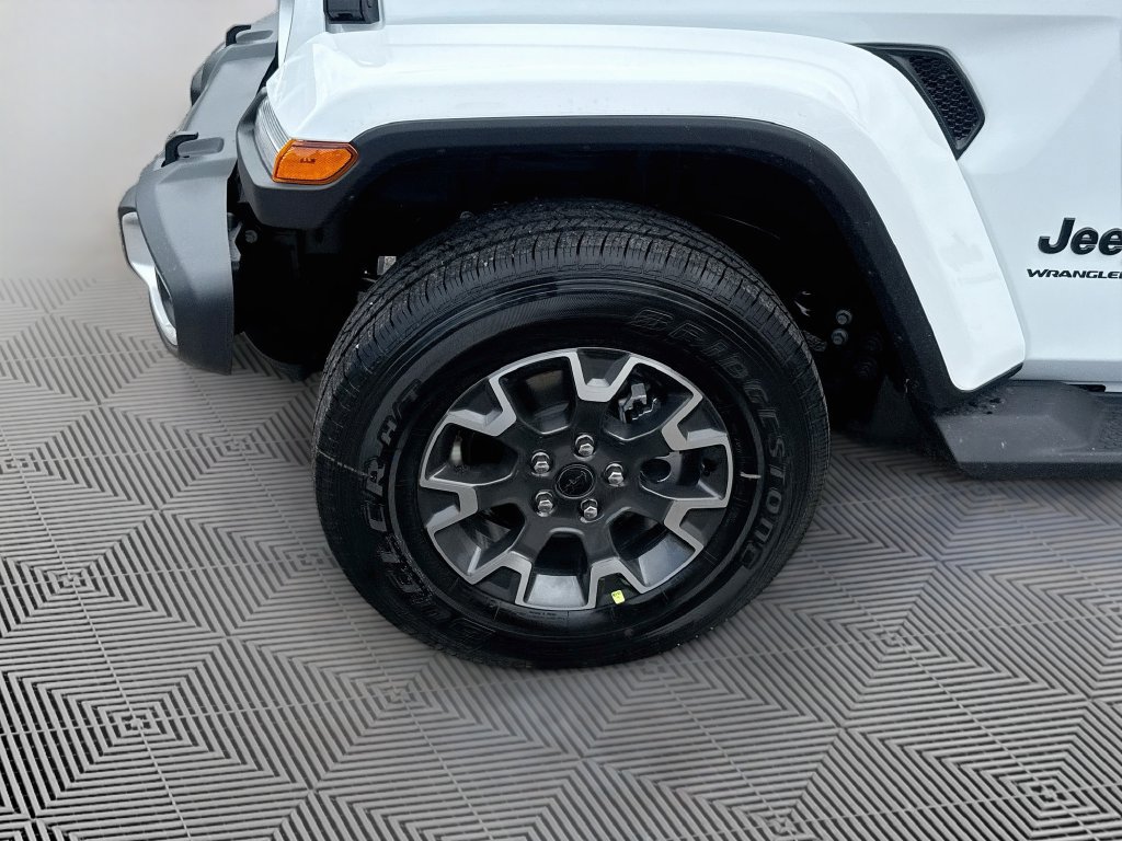 New 2027 Jeep Wrangler Unlimited Sahara AWD/4WD image 35