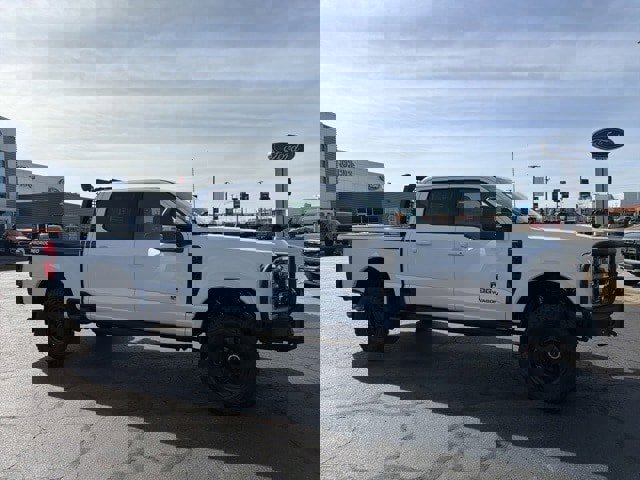 New 2026 Ford F250 Lariat w/ Black Appearance Package image 3