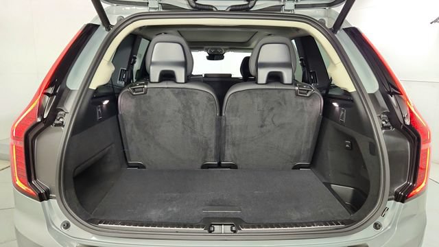 New 2026 Volvo XC90 T8 Plus w/ Protection Package AWD/4WD image 40