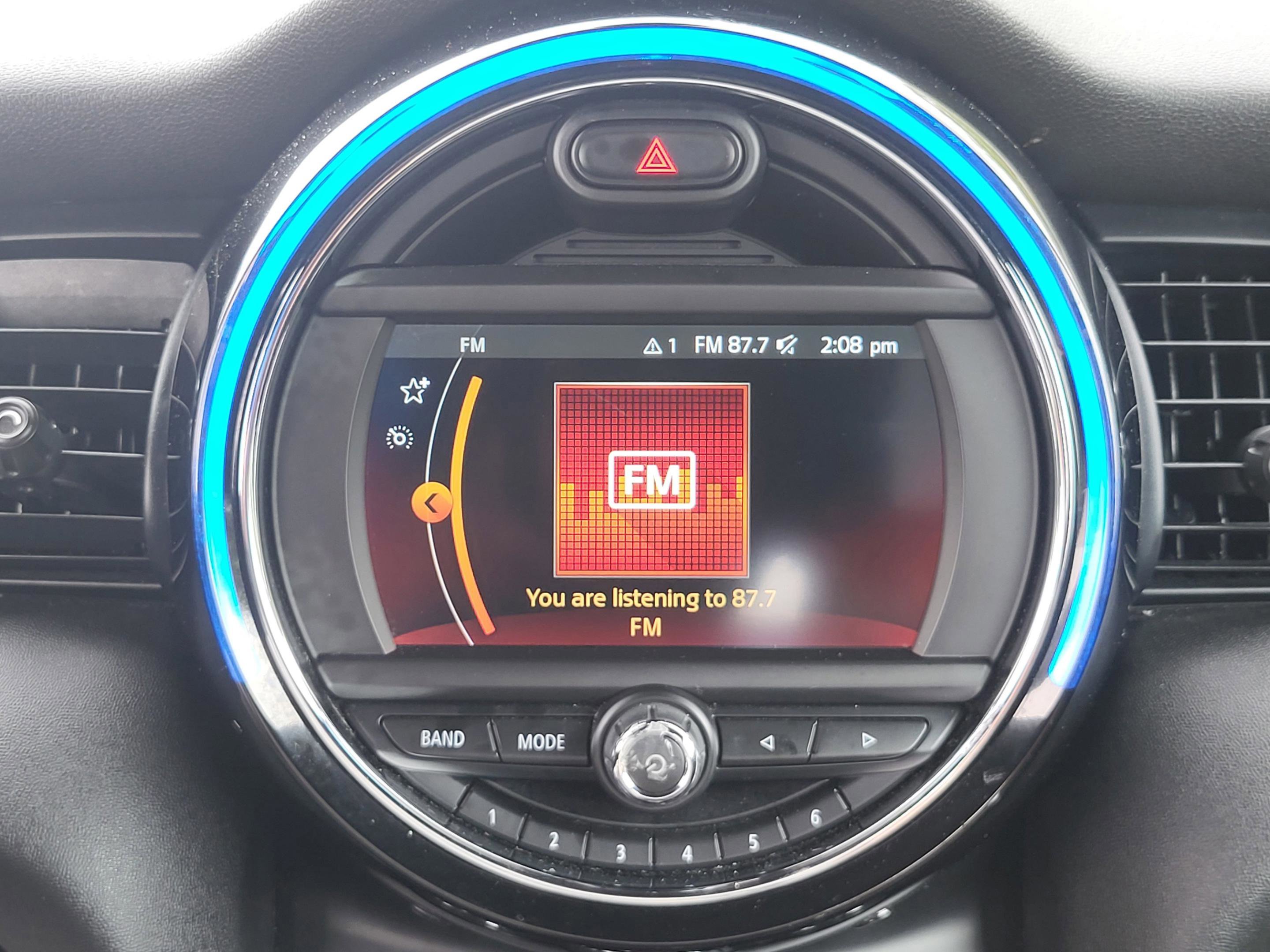 Used 2019 MINI Cooper Convertible w/ Premium Package image 44