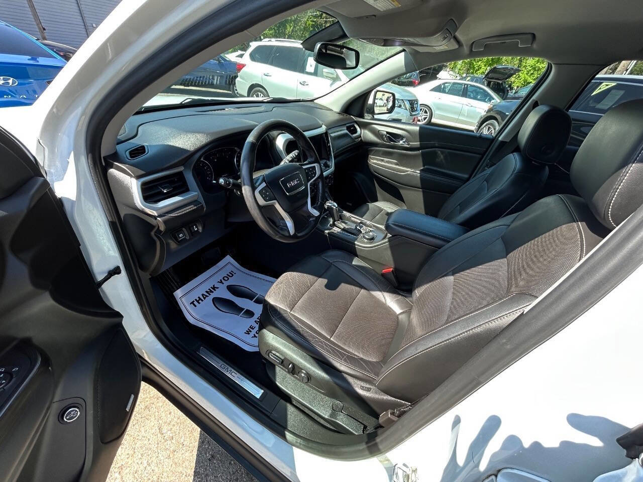 Used 2019 GMC Acadia SLT image 6
