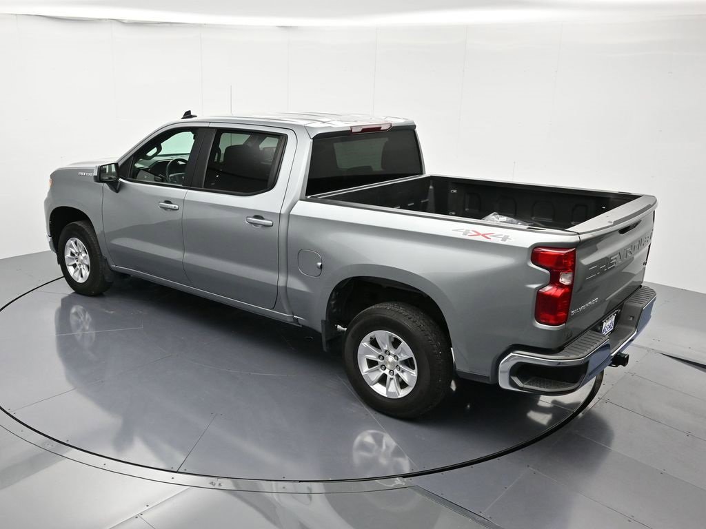 Used 2025 Chevrolet Silverado 1500 LT image 39