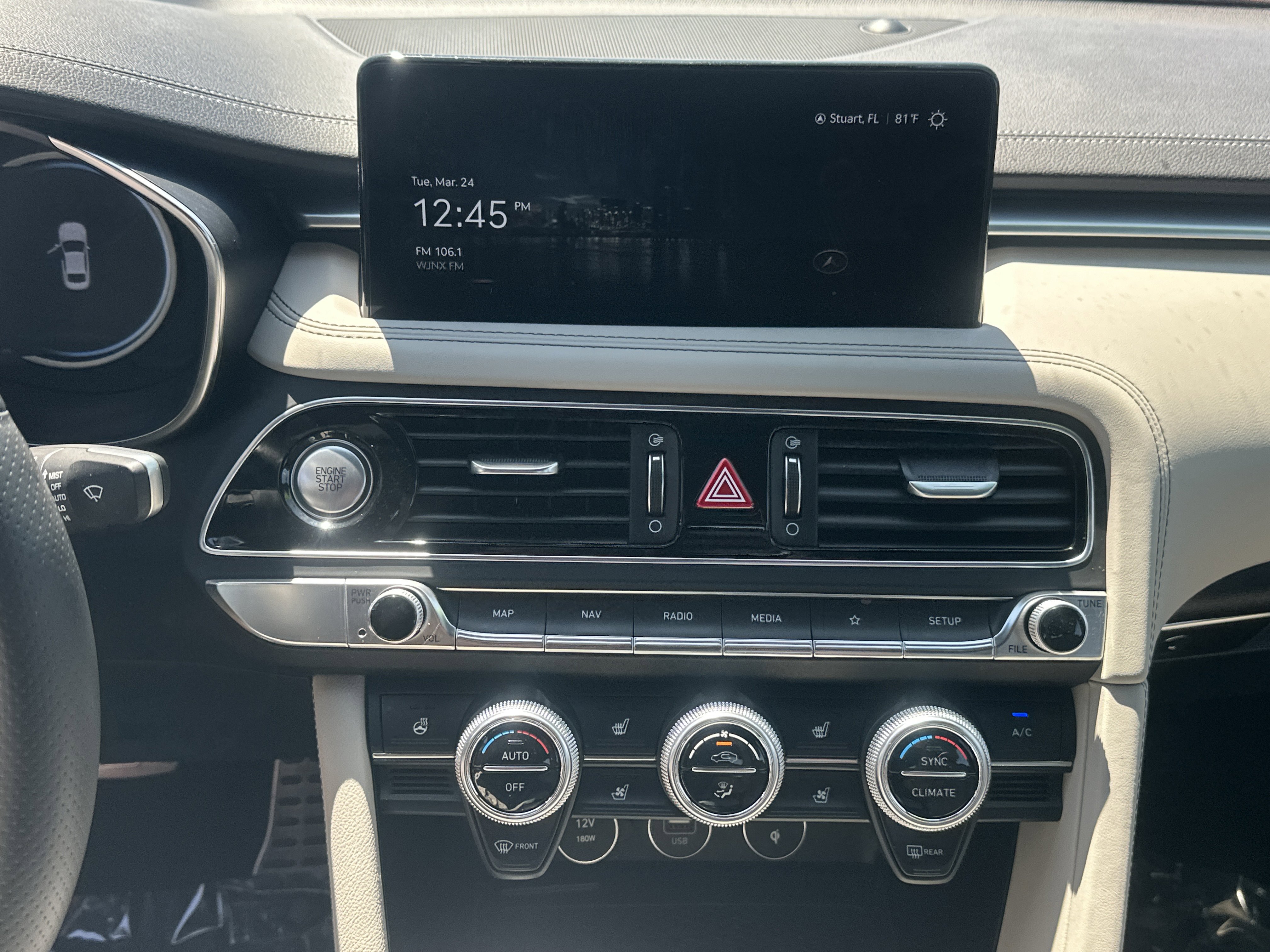 Certified 2023 Genesis G70 2.0T w/ Sport Prestige Package image 16