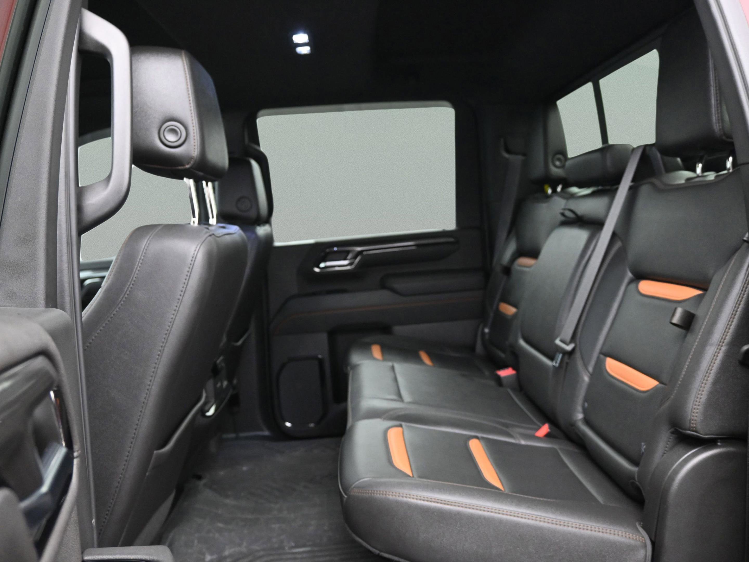 Used 2024 GMC Sierra 2500 AT4 w/ AT4 Premium Plus Package AWD/4WD image 35