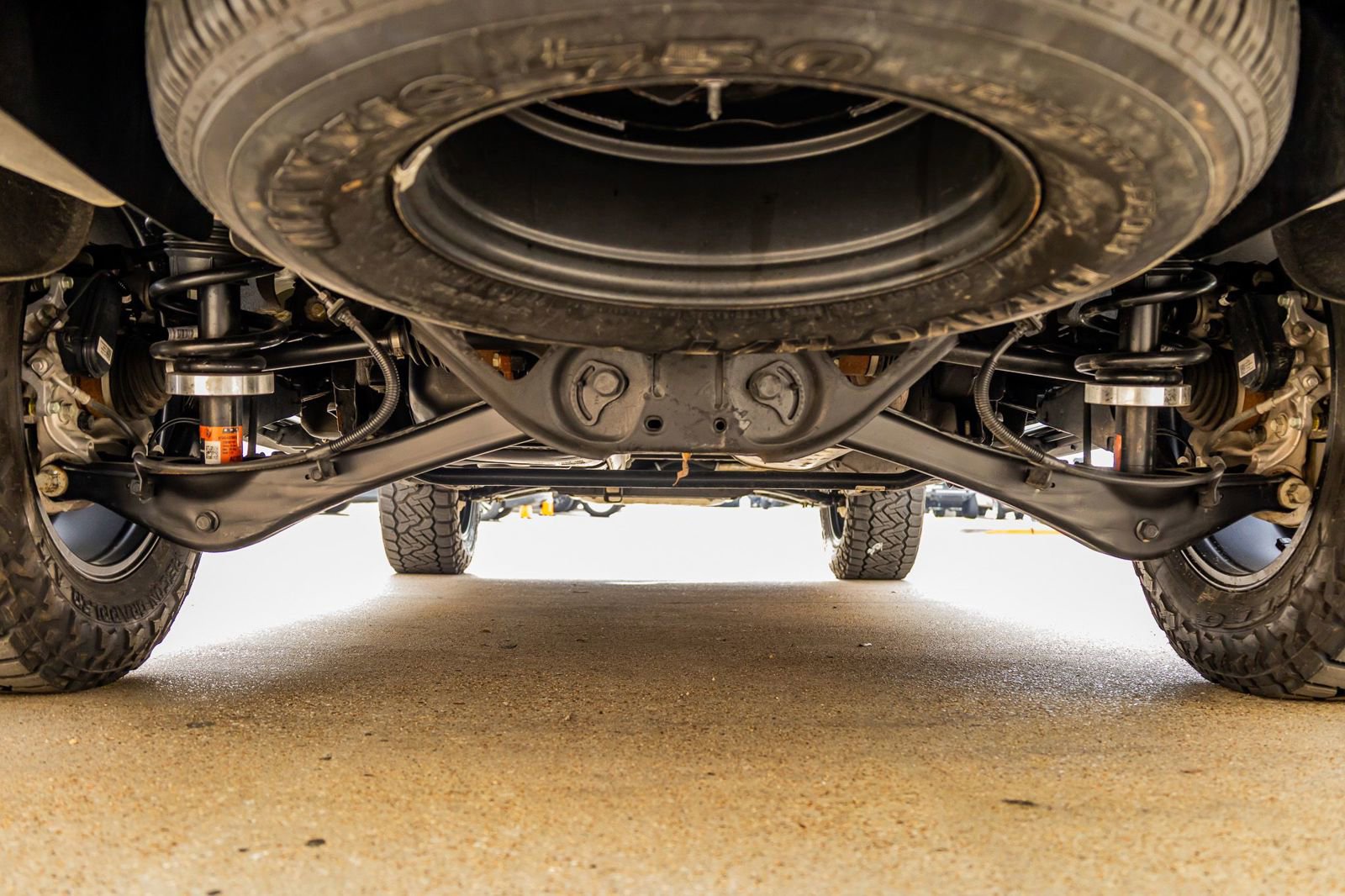 Used 2023 GMC Yukon XL AT4 image 16