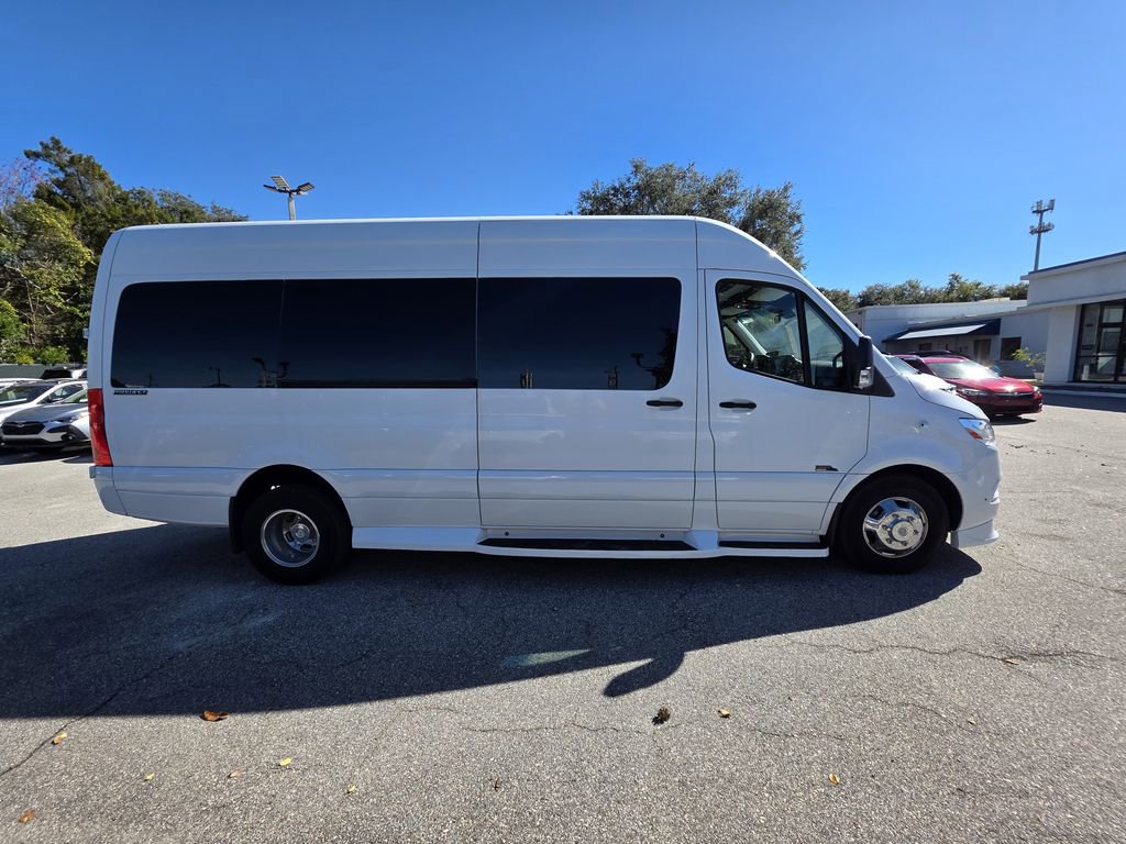 Used 2021 Mercedes-Benz Sprinter 3500 w/ Parking Package image 4
