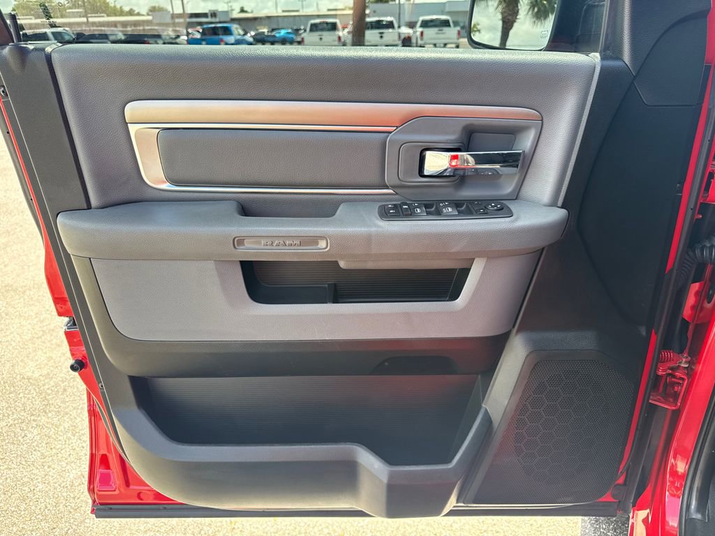 Used 2020 RAM 1500 Classic Warlock AWD/4WD image 13