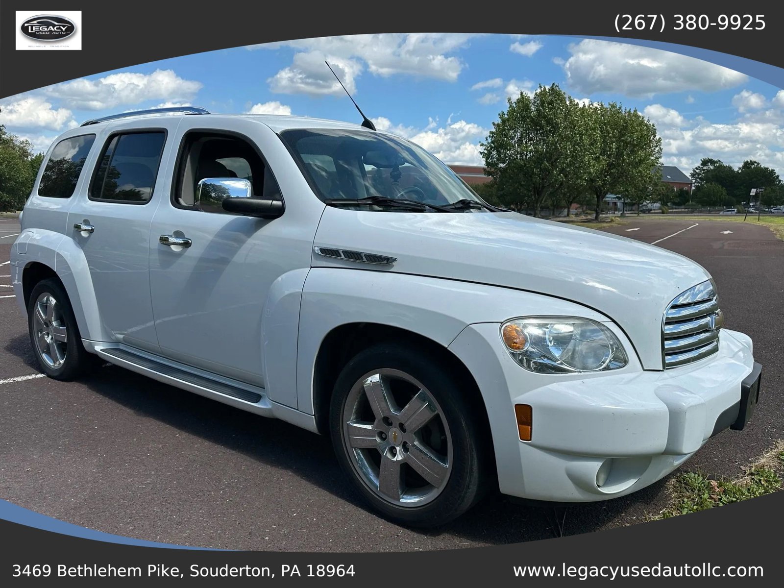 Used 2010 Chevrolet HHR LT w/ LT Preferred Equipment Group image 9