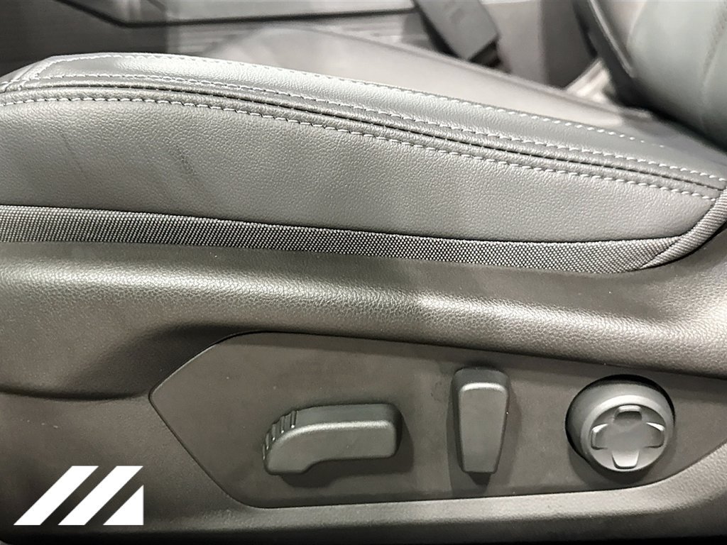 Used 2026 Subaru Outback Touring XT AWD/4WD image 22