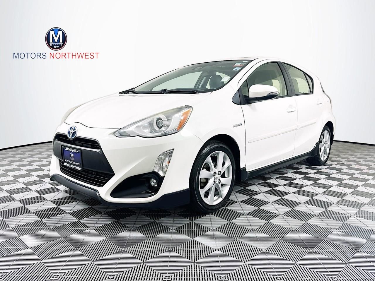 Used 2017 Toyota Prius C Four image 1