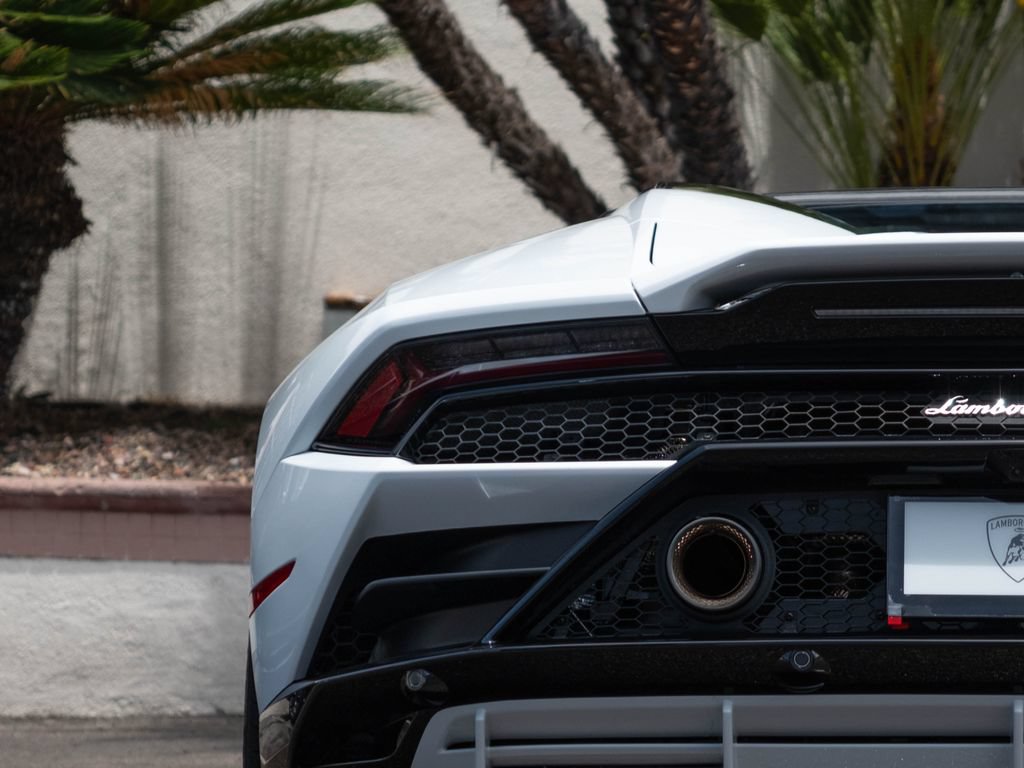 Used 2024 Lamborghini Huracan EVO AWD/4WD image 28