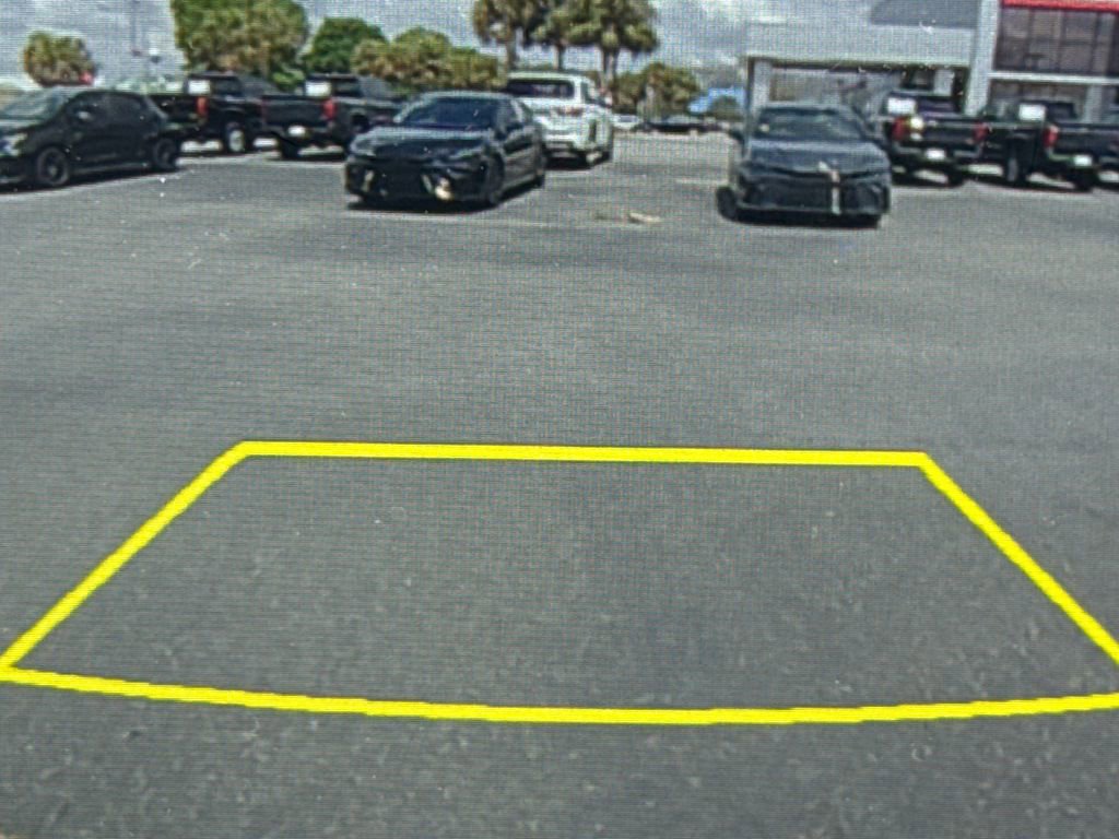 Used 2025 Kia Sorento EX image 30