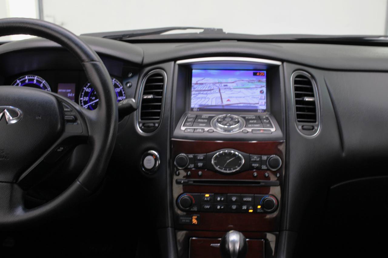 Used 2016 INFINITI QX50 AWD w/ Premium Plus Package image 51