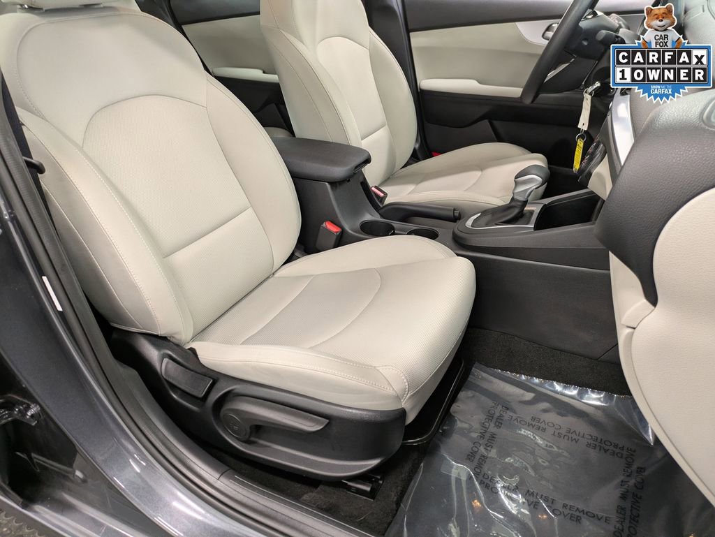 Certified 2023 Kia Forte LXS w/ LXS Technology Package FWD image 29