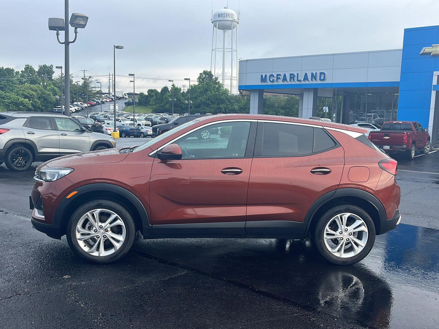 Used 2020 Buick Encore GX Preferred w/ Cold Weather Comfort Package AWD/4WD image 2