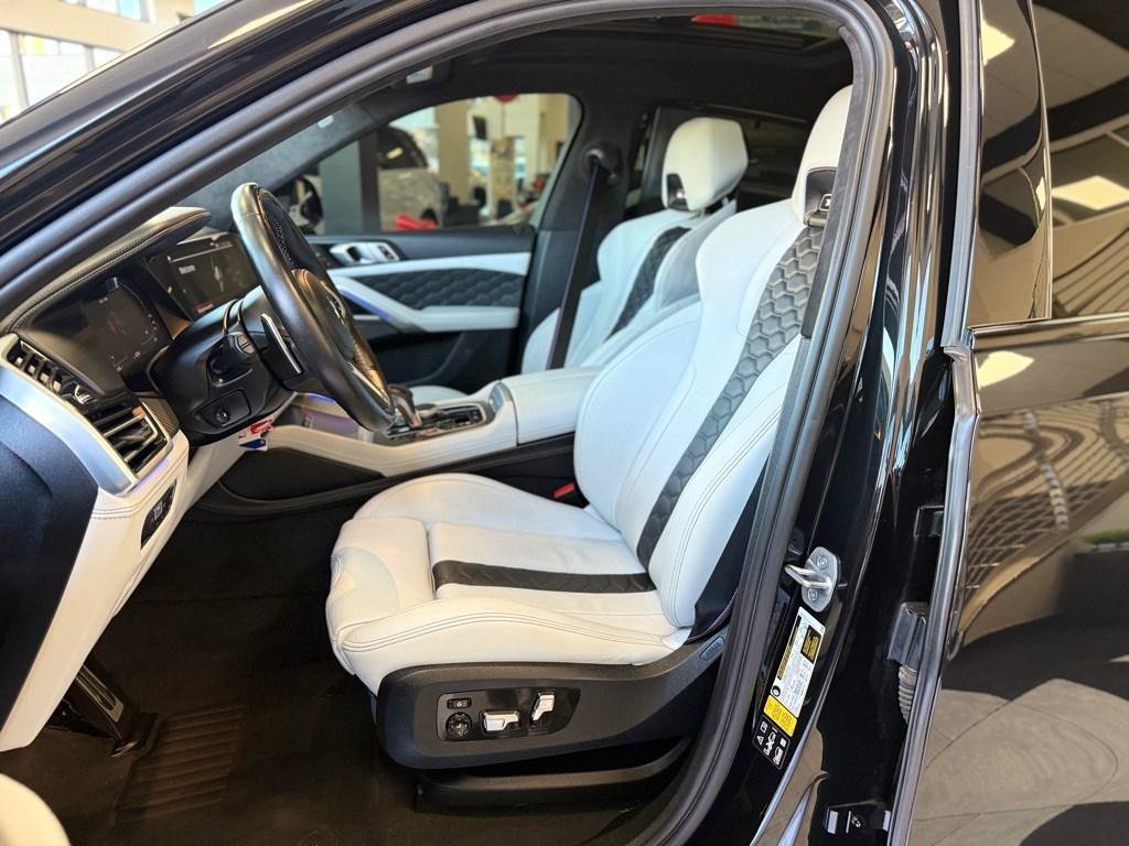 Used 2022 BMW X6 M w/ Competition Package AWD/4WD image 18