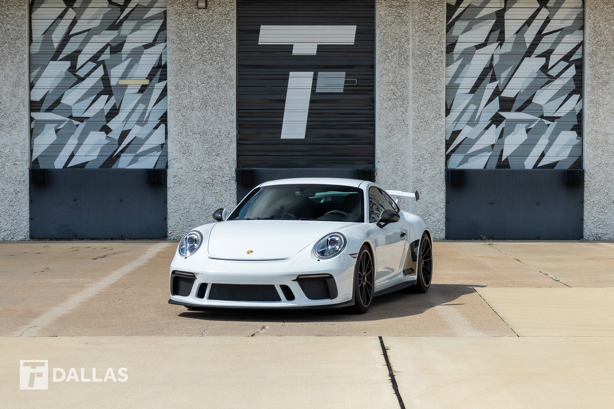 Used 2018 Porsche 911 GT3 w/ Sport Chrono Package RWD image 5