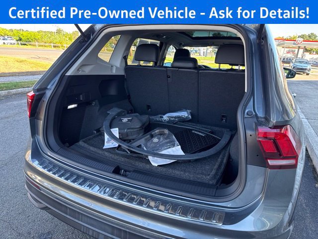 Certified 2023 Volkswagen Tiguan SE w/ Panoramic Sunroof Package AWD/4WD image 21
