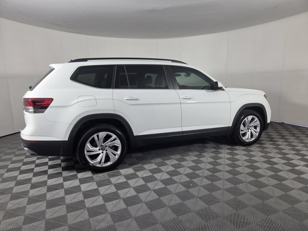Used 2023 Volkswagen Atlas SE AWD/4WD image 5