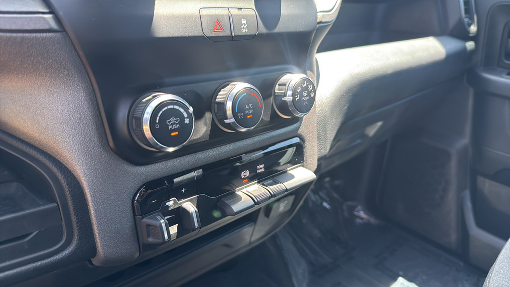 Used 2023 RAM 3500 Tradesman AWD/4WD image 22