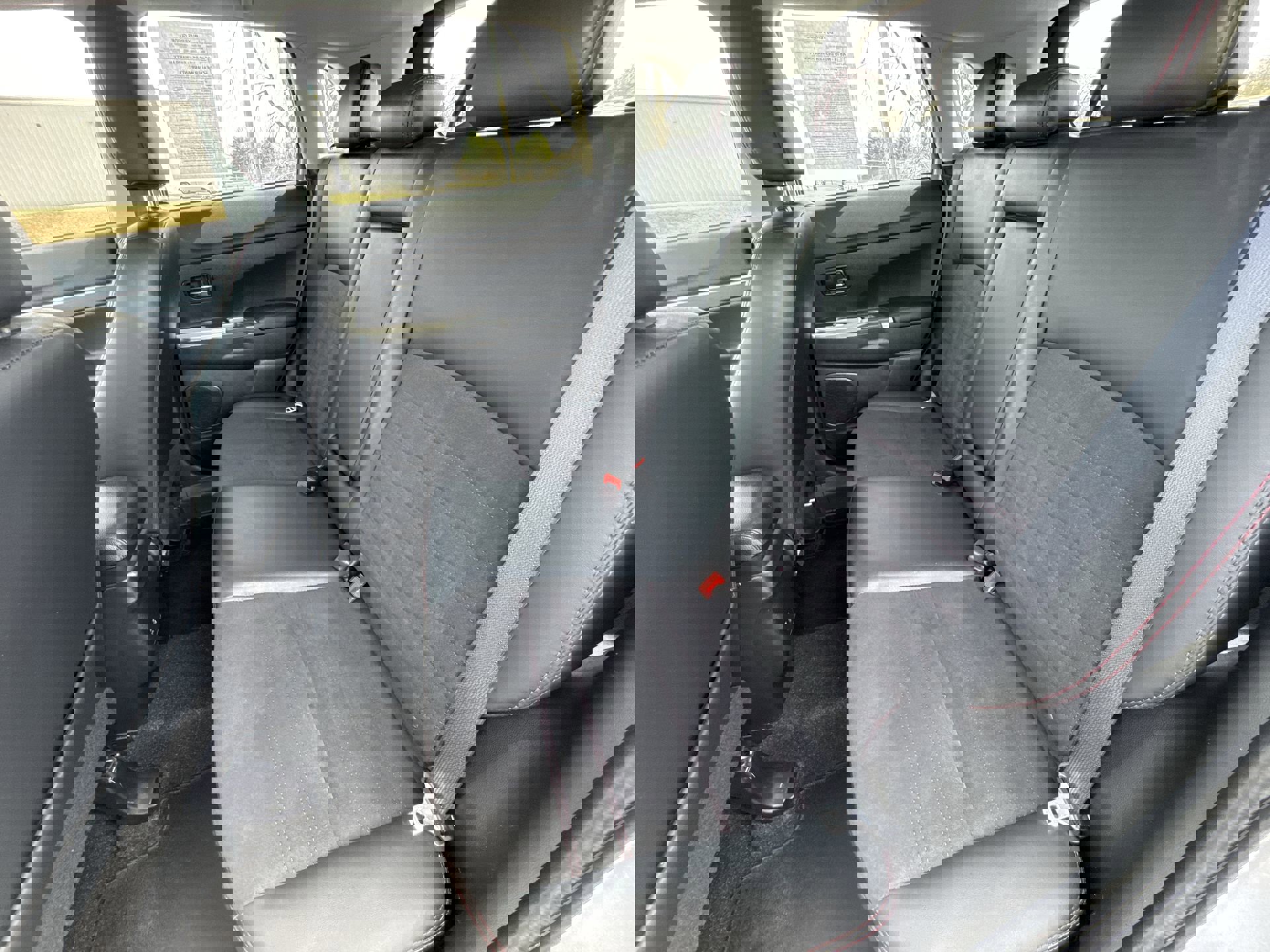 Used 2022 Mitsubishi Outlander Sport SE image 22