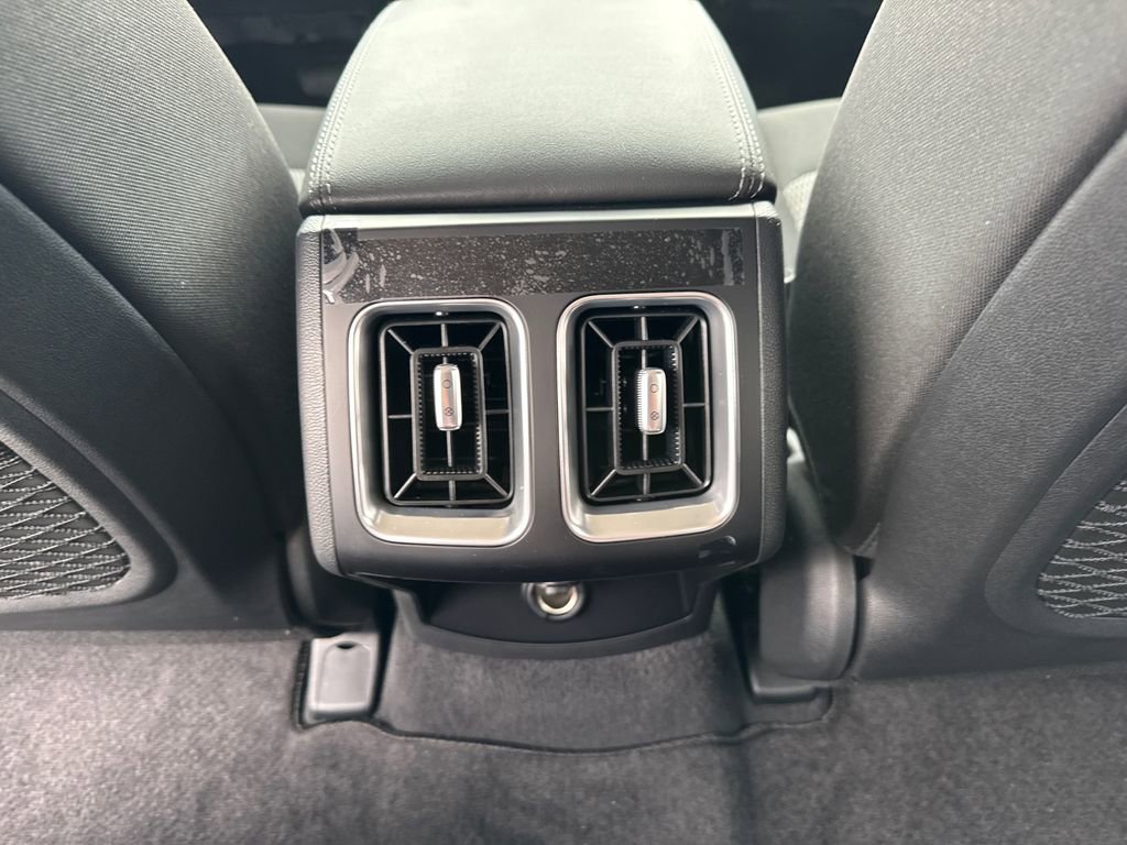 New 2025 Kia Sorento LX image 22