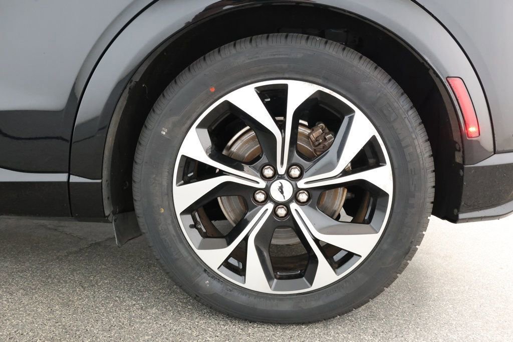 Used 2021 Ford Mustang Mach-E Premium image 7