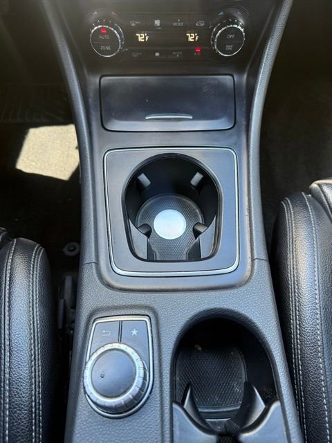 Used 2016 Mercedes-Benz CLA 250 image 25