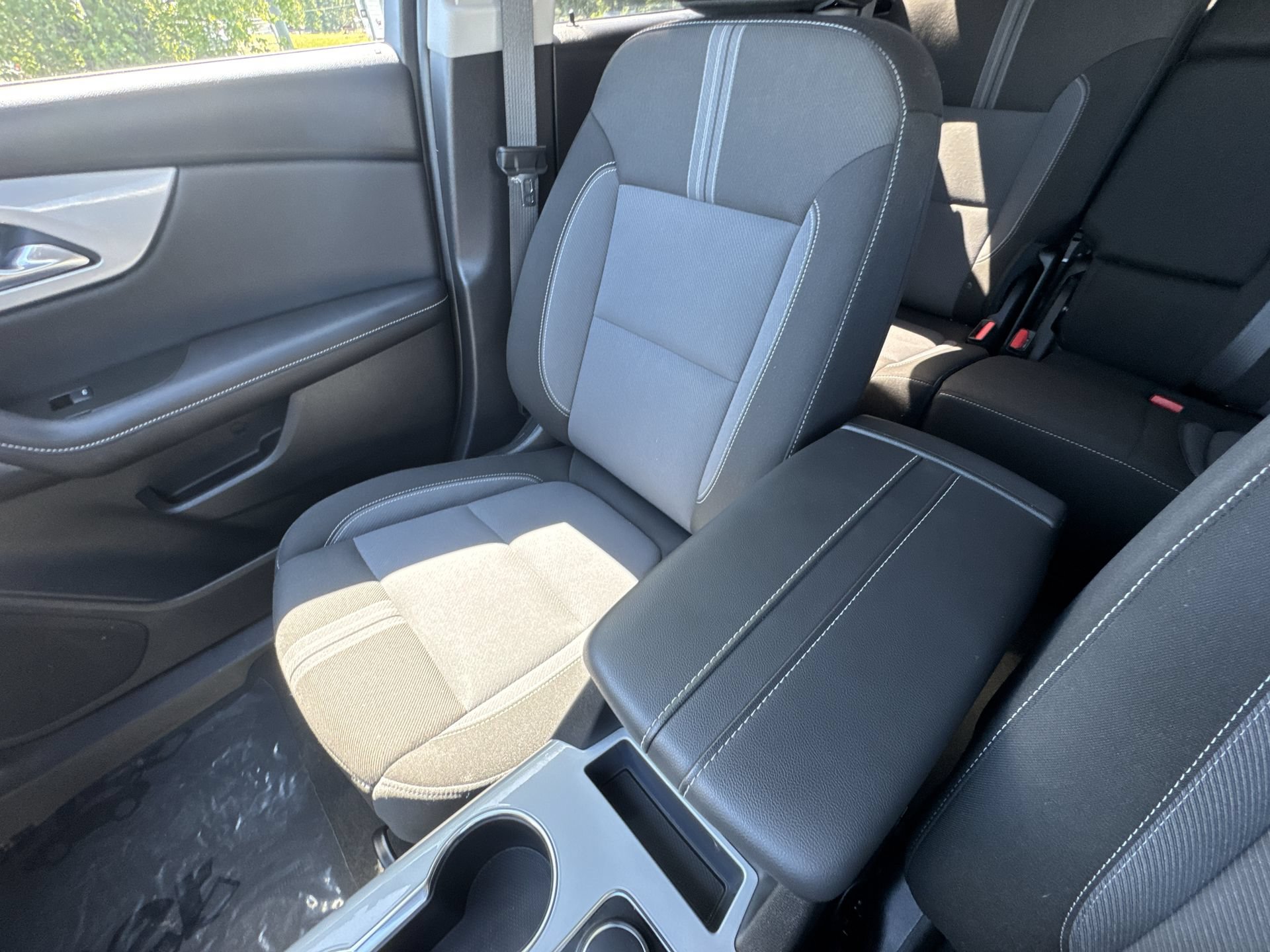 Used 2025 Chevrolet Blazer LT AWD/4WD image 20