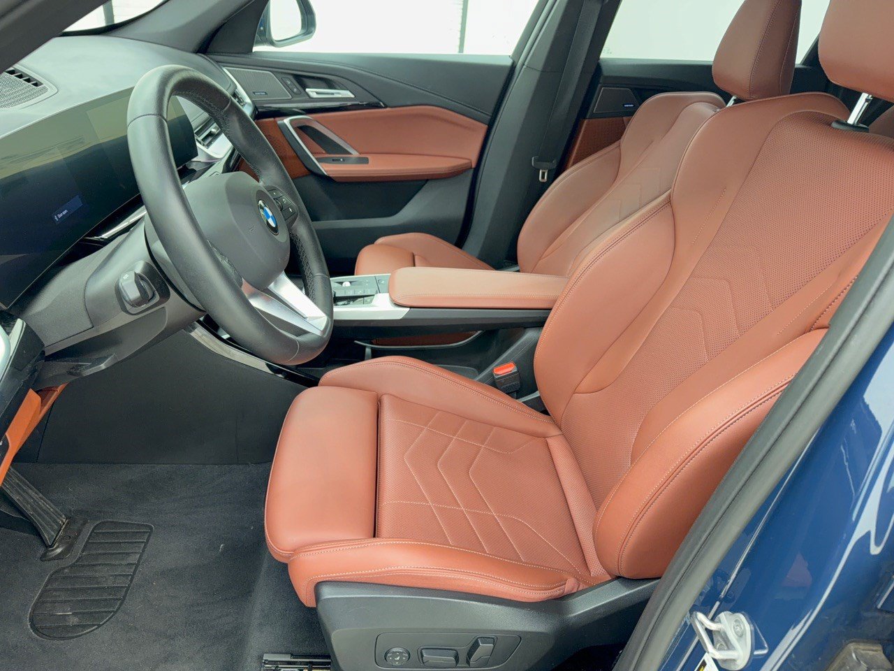 Used 2026 BMW X1 xDrive28i AWD/4WD image 5