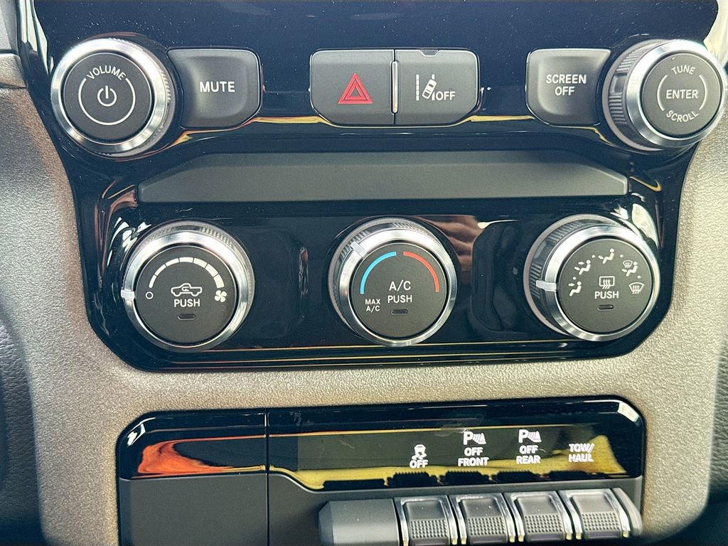 Used 2025 RAM 1500 Tradesman w/ Night Edition image 19