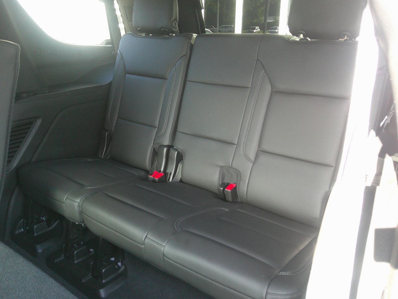 Used 2021 Chevrolet Tahoe LT w/ LT Signature Package image 15