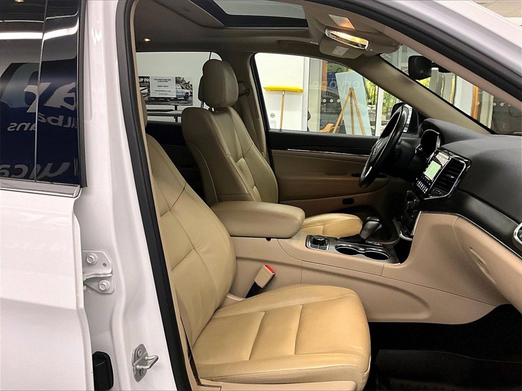 Used 2021 Jeep Grand Cherokee Limited w/ Premium Lighting Group image 11