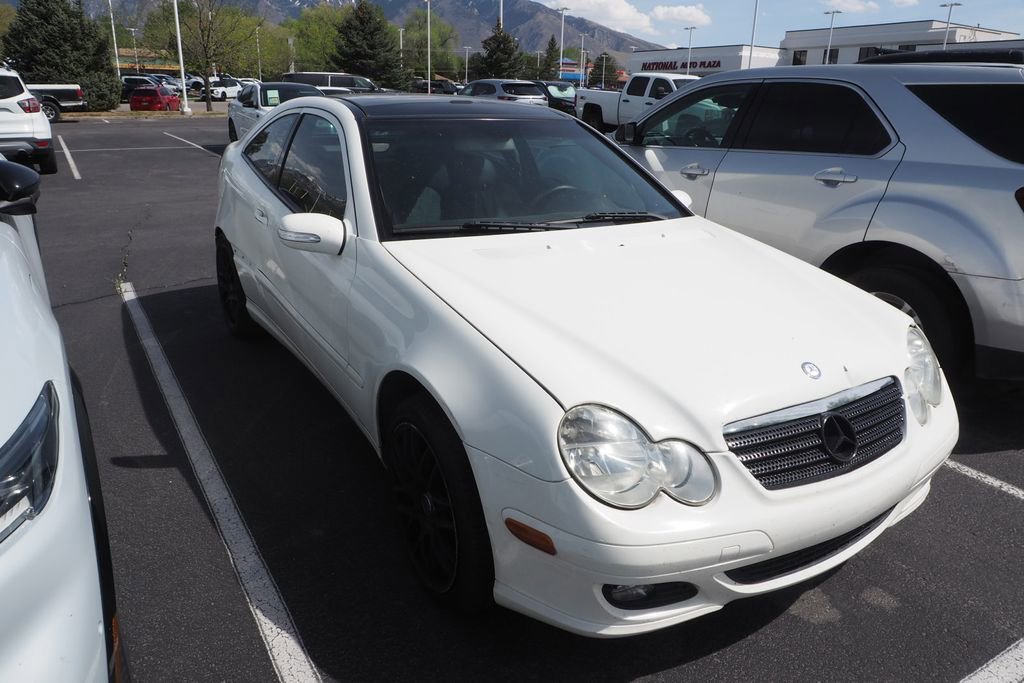 Used 2005 Mercedes-Benz C 230 Coupe image 2